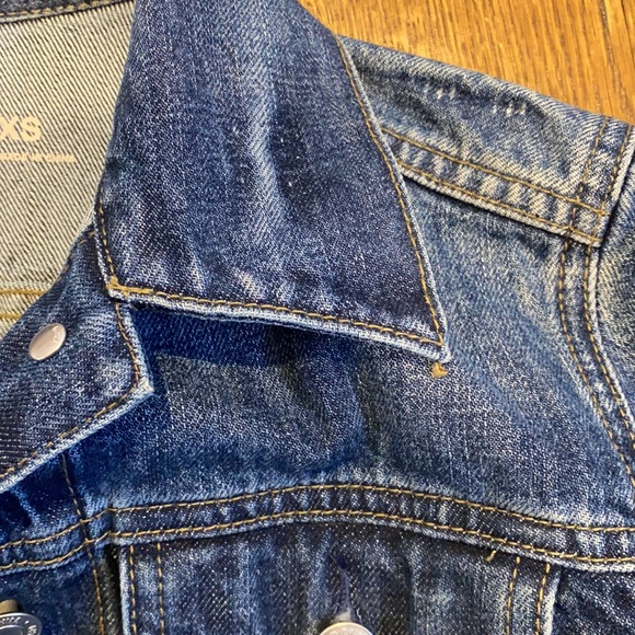 Gap Jean Jacket - Picture 4 of 6